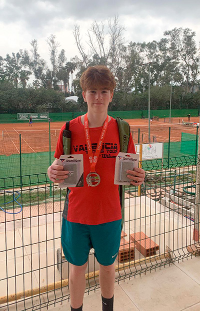 César Escribano subcampeón cadete en Gandía