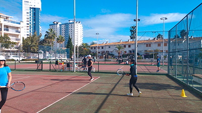 Entrenamiento adultos PlayPuig