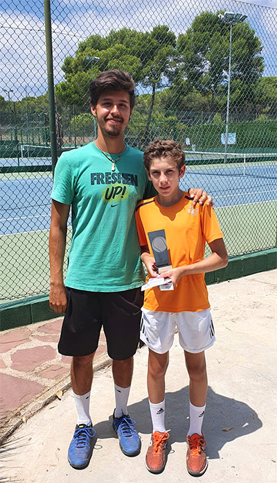 Vicente Quevedo, subcampeón, segunda final consecutiva